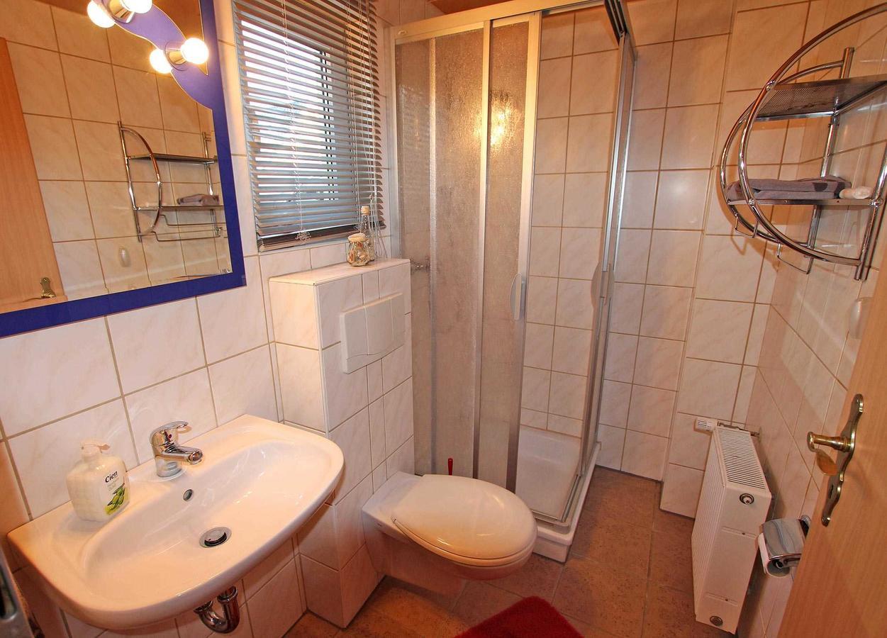 Ferienhaus Mit Separater Wohnung Waren See 9441 Dış mekan fotoğraf